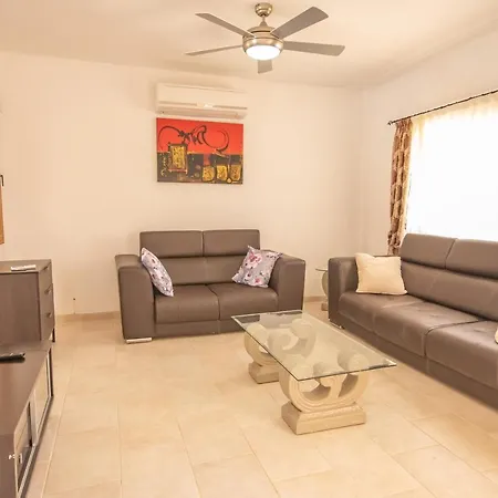Villa Ayia Triada Seaview Paralímni